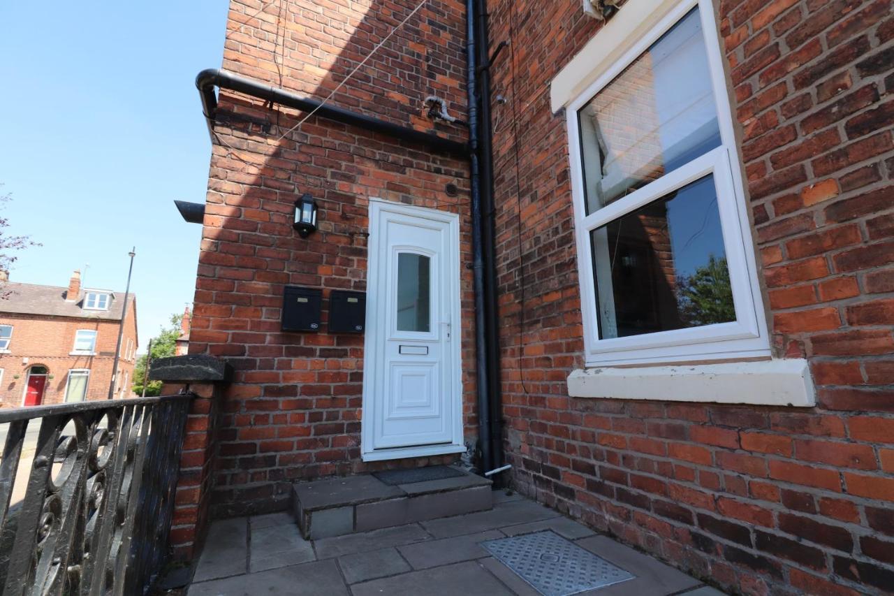 Hope House Apartments Chester Exterior foto